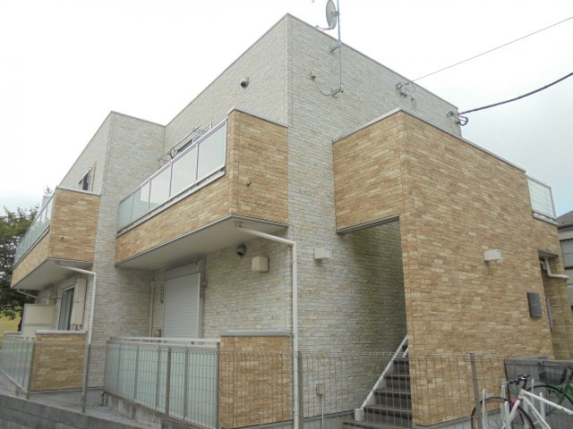 リブリ・ガラクシアスの外観