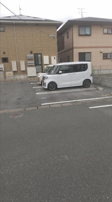 【駐車場】 | グレイスコートやまが | 駐車場です