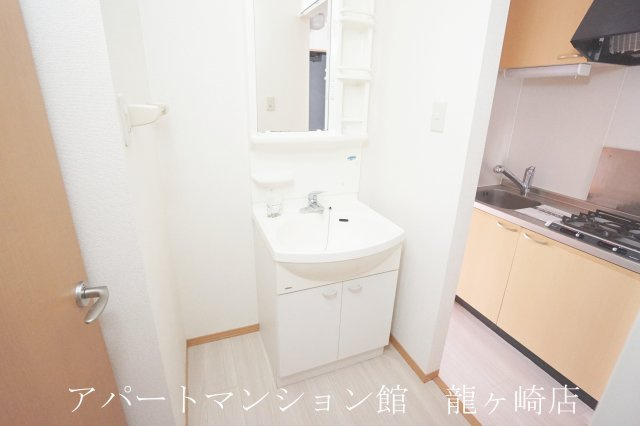 クレスト藤ヶ丘ⅡＢ棟の洗面所