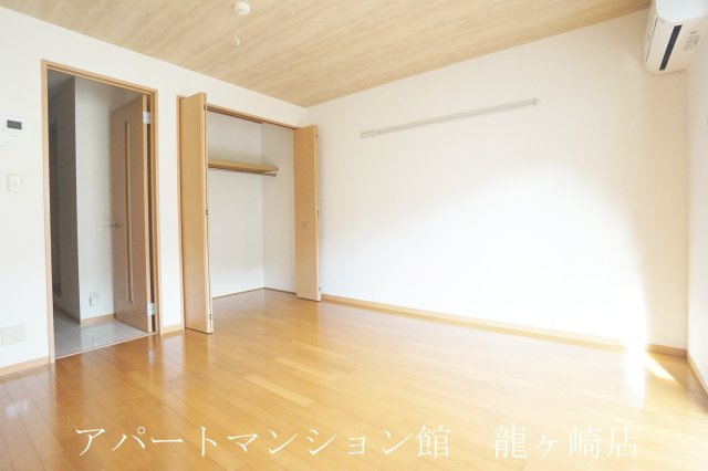 クレスト藤ヶ丘ⅡＢ棟の洋室
