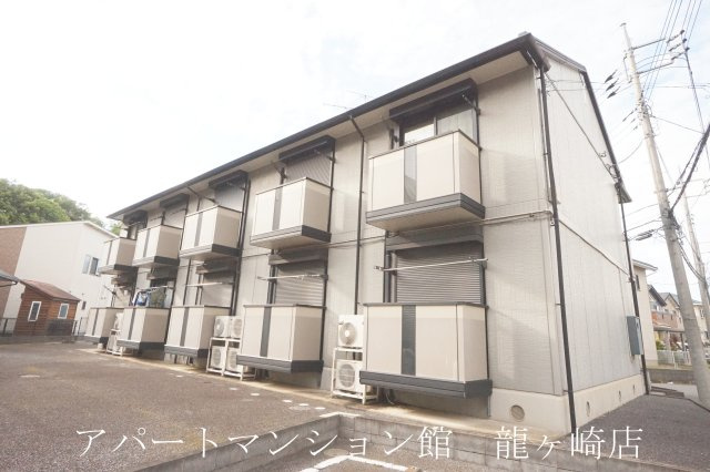 クレスト藤ヶ丘ⅡＢ棟の外観
