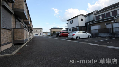 【駐車場】 | グレイスカーサ2番館