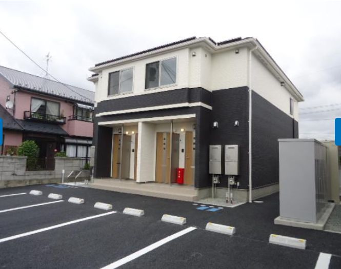 カーサファルコの駐車場