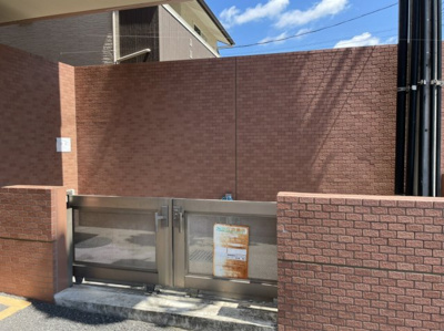 【その他共用部分】 | ヴェルディ・ソレイユ海田 | ゴミステーションも片付いていて綺麗です