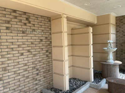 【エントランス】 | ヴェルディ・ソレイユ海田 | 管理の行き届いた綺麗なエントランスです