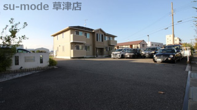 【駐車場】 | ピノアトリオ
