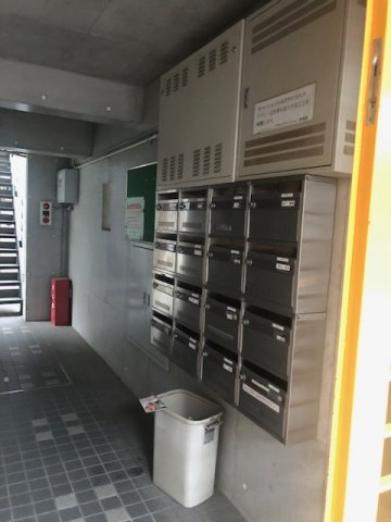 月村マンションNo.20のロビー