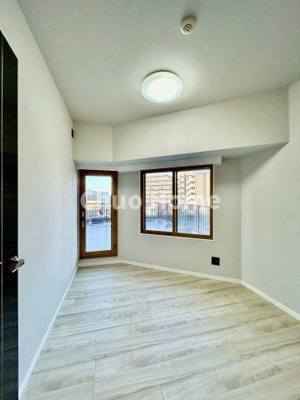 【子供部屋】 | キャッスルマンション亀戸立花 | 【子供部屋】お子様を持つ家庭の約6割が「家族や子どものため」に購入を希望。入学後の転校を避け、広い空間でのびのび育てたいなどの親心が、家探しのきっかけになっているようです。