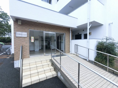 【エントランス】 | 下平間サンハイツ | エントランス部分です。