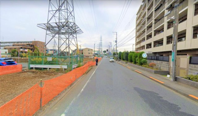 【前面道路含む現地写真】 | 小平市小川東町／新築戸建 | 西側7.72ｍ公道
南側8ｍ公道