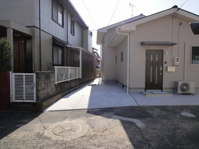 【駐車場】 | 西梶返貸家(フルリノベーション)Ｂ棟