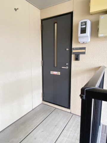 ファミールＫの玄関