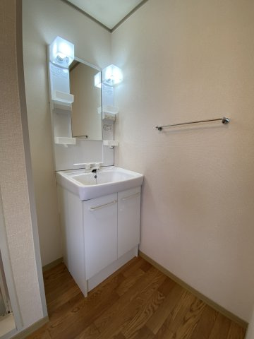 ファミールＫの独立洗面台