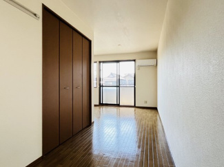 【洋室】 | ピアニーフィールドＡ