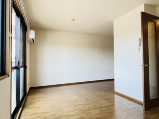 【洋室】 | ピアニーフィールドＡ