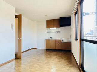 【洋室】 | ピアニーフィールドＡ