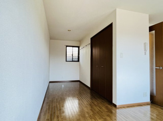 【洋室】 | ピアニーフィールドＡ