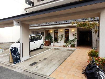 ヴィオラ・三条小川のエントランス