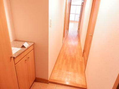 ヴィオラ・三条小川の玄関|玄関から～