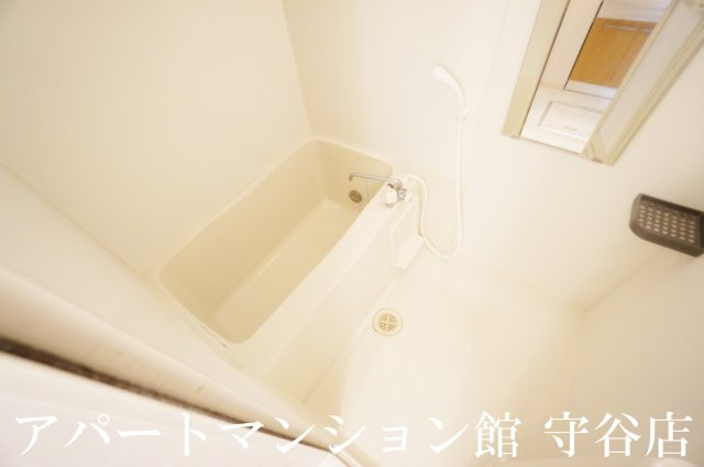 ルミエールKの浴室