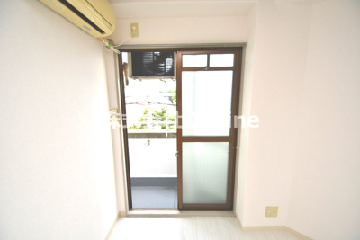 【バルコニー】 | ロイヤルシード小阪