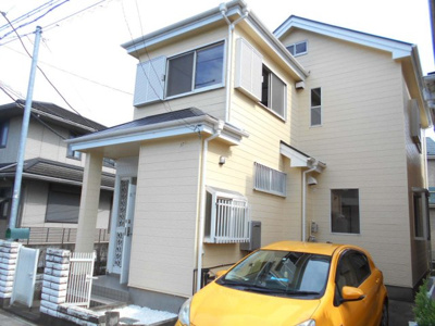 【駐車場】 | 中古戸建　白岡市　篠津　全１棟１号棟　角地４０坪 | ・駅徒歩17分・駐車場1台・南東向き・4LDKとバルコニー・篠津小・篠津中・リフォーム済・40坪・