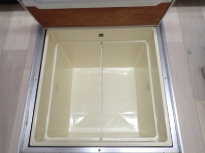 【収納】 | パティオ【SHM】 | キッチンにある床下収納です！食品・日用品の保存に便利ですよね☆調味料などの買い置きにもぴったり♪