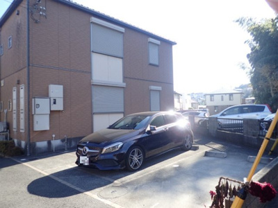 【駐車場】 | パティオ【SHM】 | 敷地内駐車場完備！平置きなのでサイズも安心です◎