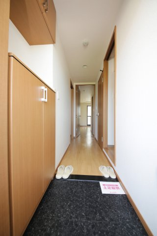 サクラハイツの玄関