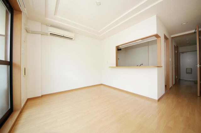 サクラハイツの居間・リビング