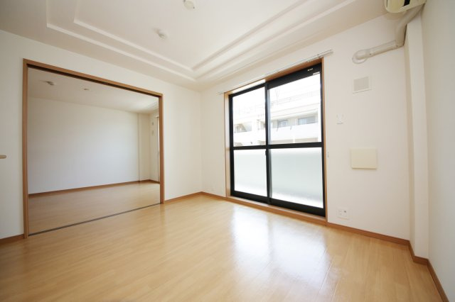 サクラハイツの居間・リビング