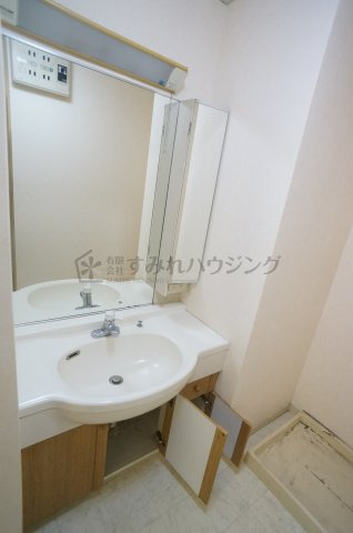 ランドマーク宝塚の洗面所