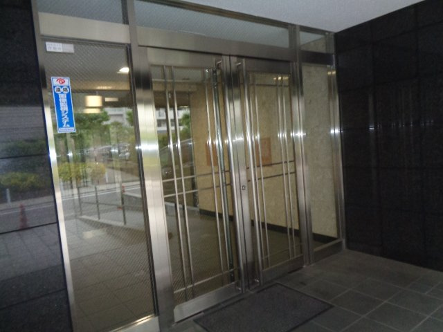 フォンティーヌ下前のエントランス