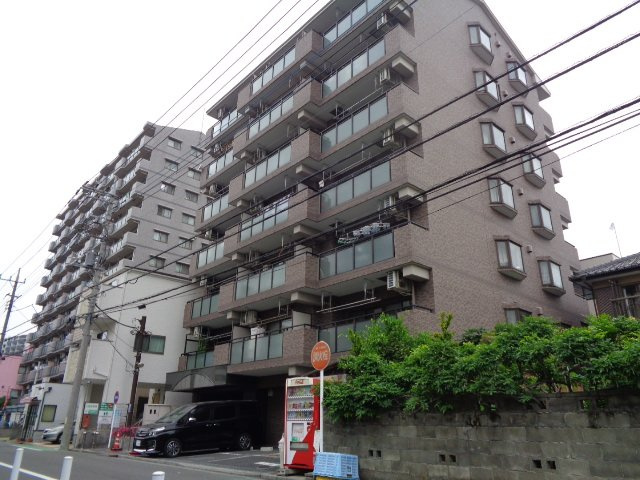 フォンティーヌ下前の外観