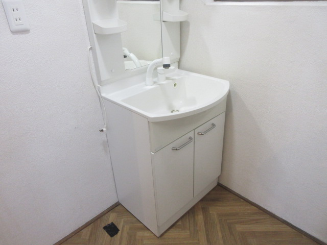 【洗面所】