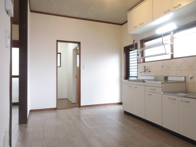 【居間・リビング】