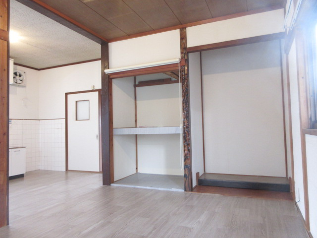 【居間・リビング】