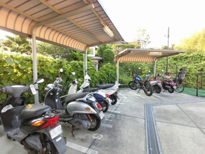【その他共用部分】 | サンクタス洋光台ヒルズ | バイク置場です。