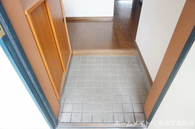 パークマンション楡木の玄関