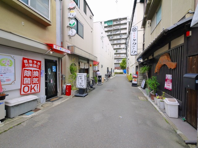 清水ビルの周辺