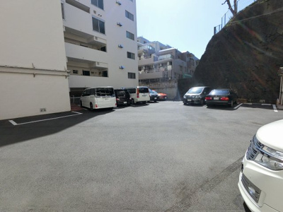 【駐車場】 | パークサイドレジデンス | 平置き駐車場です。