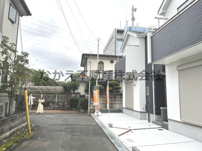 【前面道路含む現地写真】 | 仲介手数料無料　日野市旭が丘2丁目新築戸建て2棟　1号棟