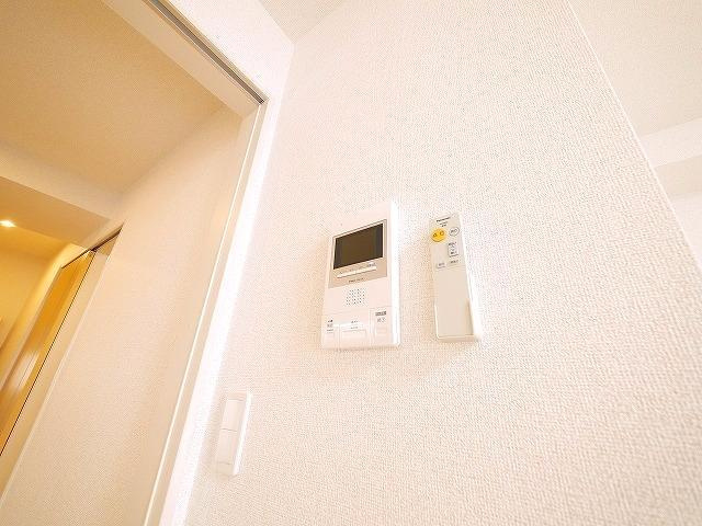 ベルオーブⅤのセキュリティ|モニター付きインターホンです