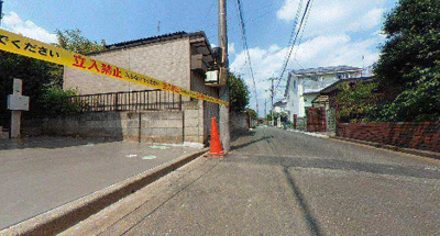 【前面道路含む現地写真】 | 小平花小金井2期 | 前面道路は閑静な住宅地の通りとなるため、車通りは多くありません。 安心して車庫入れ可能。