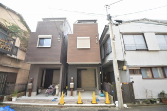 【外観】 | 閑静な住宅街で落ち着いた雰囲気です。お客様のご都合でいつでもご内覧可能で御座います。