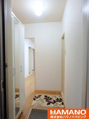 【玄関】 | パルネット鶴見 | 収納もある玄関です