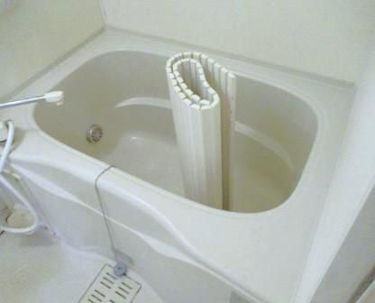 船橋市三山２丁目のアパートの浴室