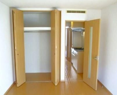 船橋市三山２丁目のアパートの寝室