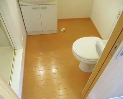 船橋市三山２丁目のアパートの洗面所