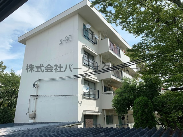 香里三井団地F棟８０号の外観|外はこのようになっています